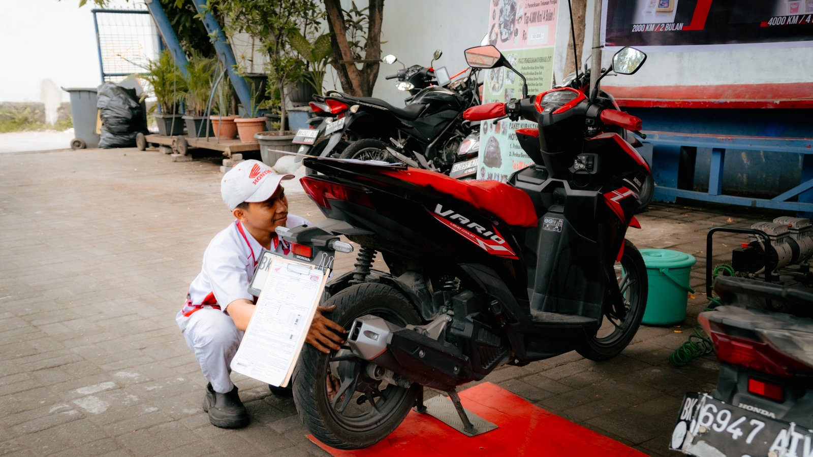 Servis Event SMK Binaan Honda di SMK Multi Karya Berjalan Lancar