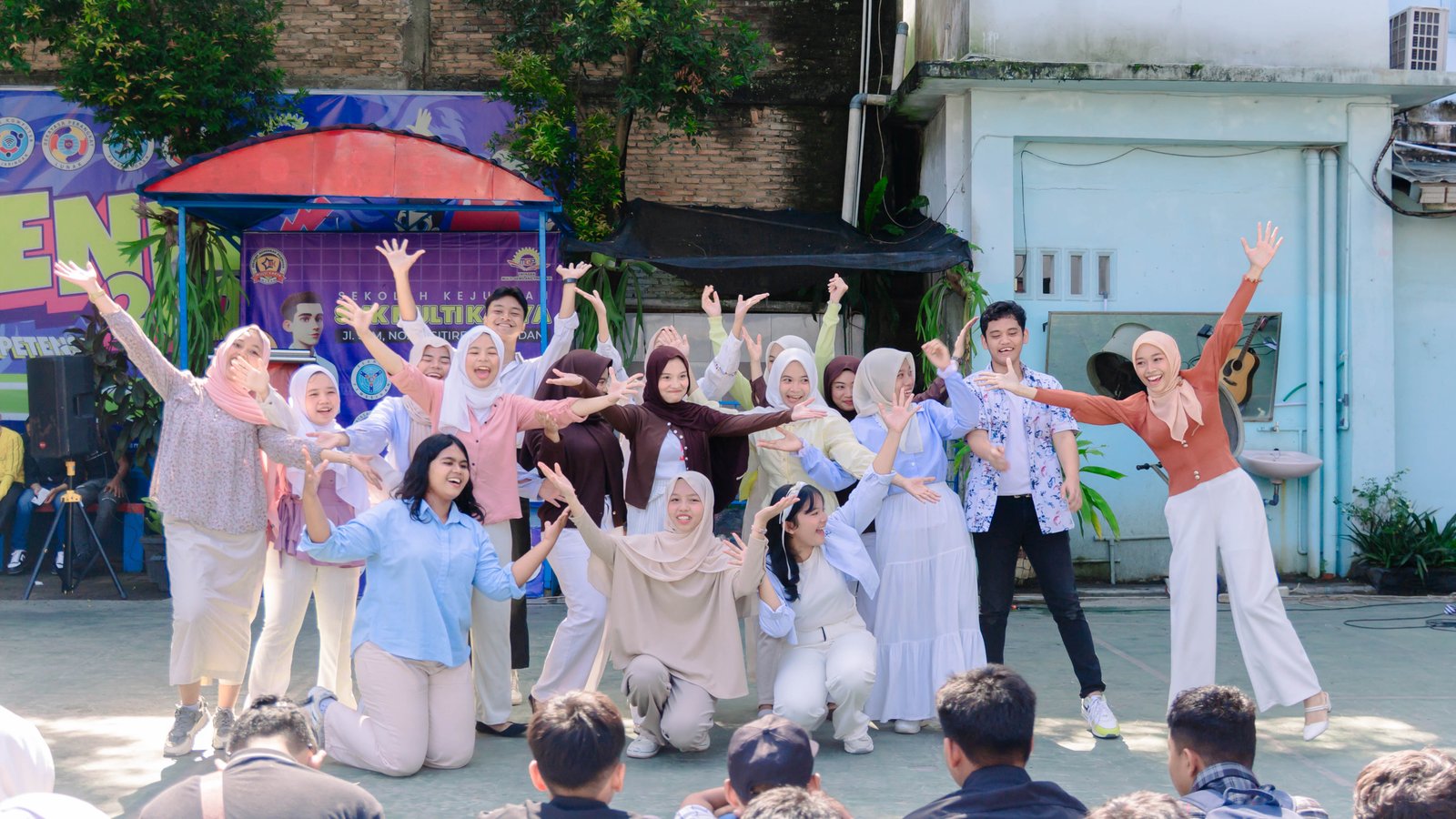 Sabtu Kreatif SMK Multi Karya: Ajang Unjuk Bakat Siswa Penuh Semangat