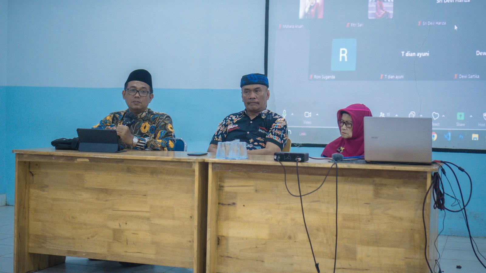 SMK Multi Karya Gelar Pengajian Bulanan, Sekaligus Melepas Guru dan Karyawan yang Berangkat Umrah